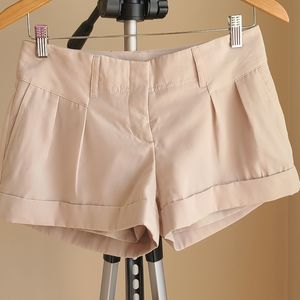 Express Shorts, Ivory, Size 0